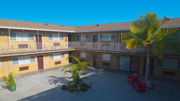 Kings Motel Inglewood Main image